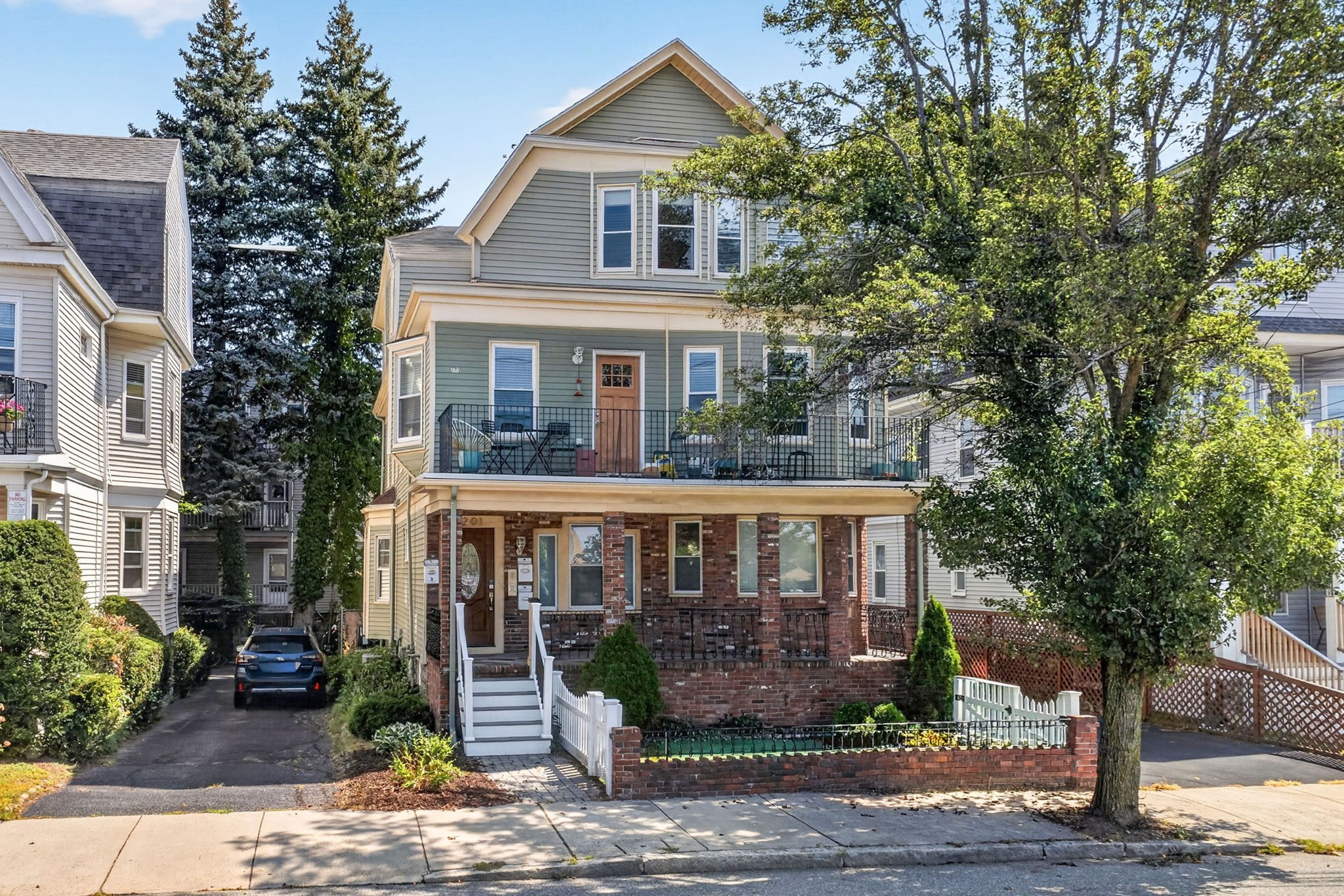 201 College Ave, Somerville, Massachusetts 02144