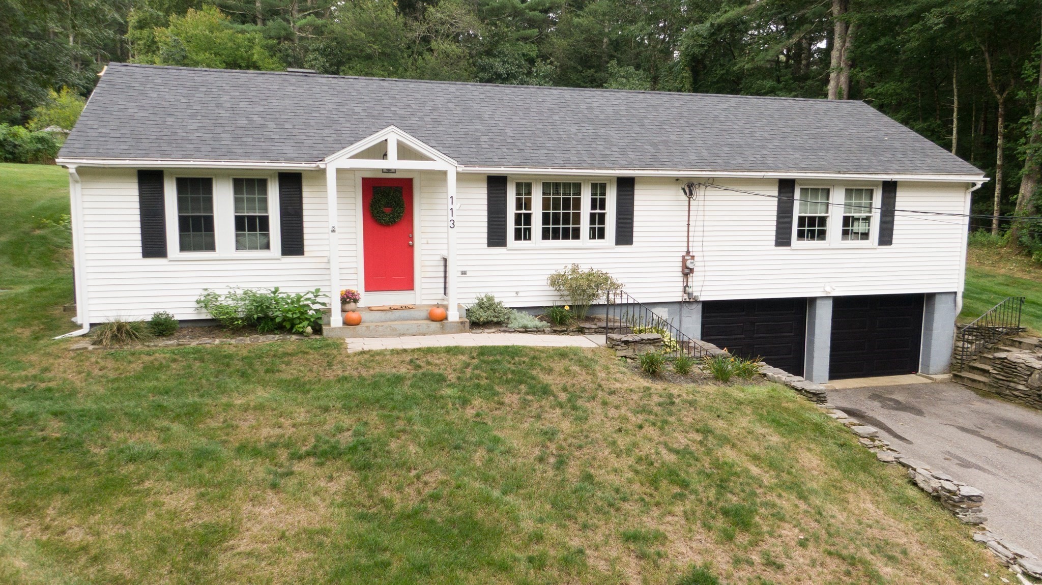 113 Charlton Rd, Spencer, Massachusetts 01562
