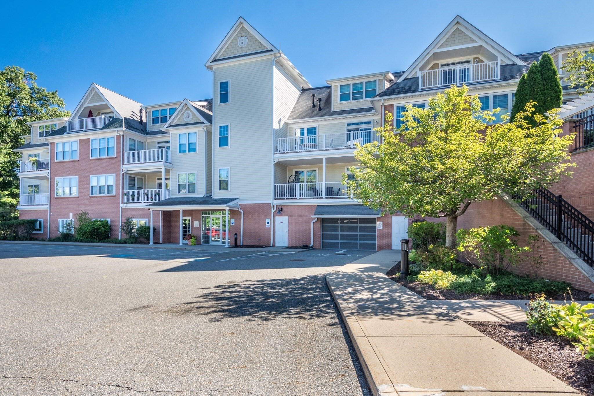 95 Conant Street, Concord, Massachusetts 01742