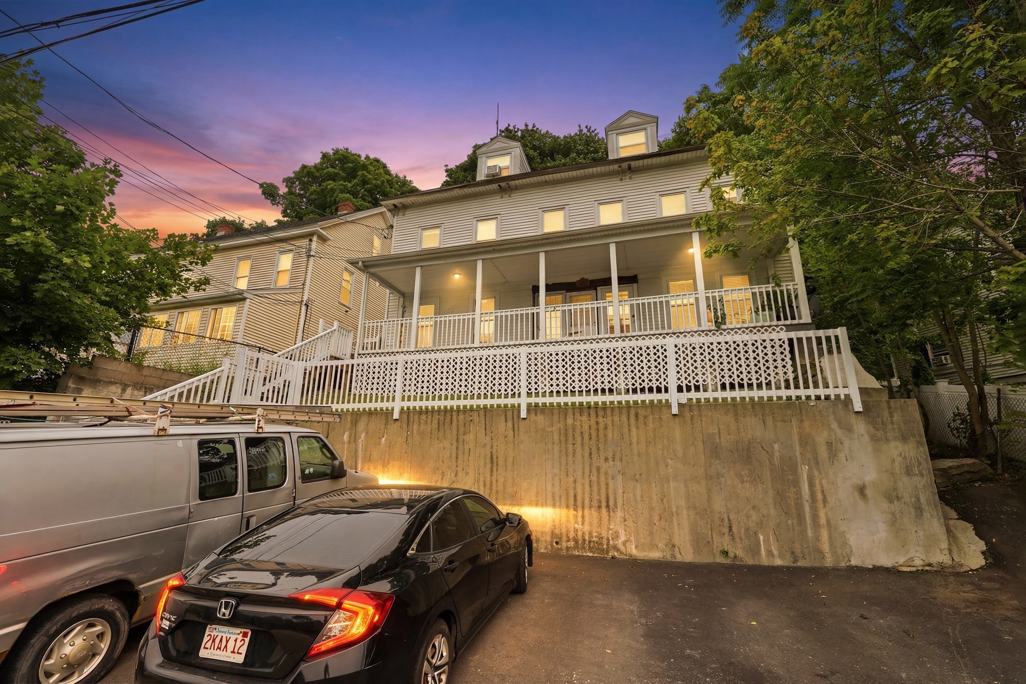 1 Oak St, Clinton, Massachusetts 01510
