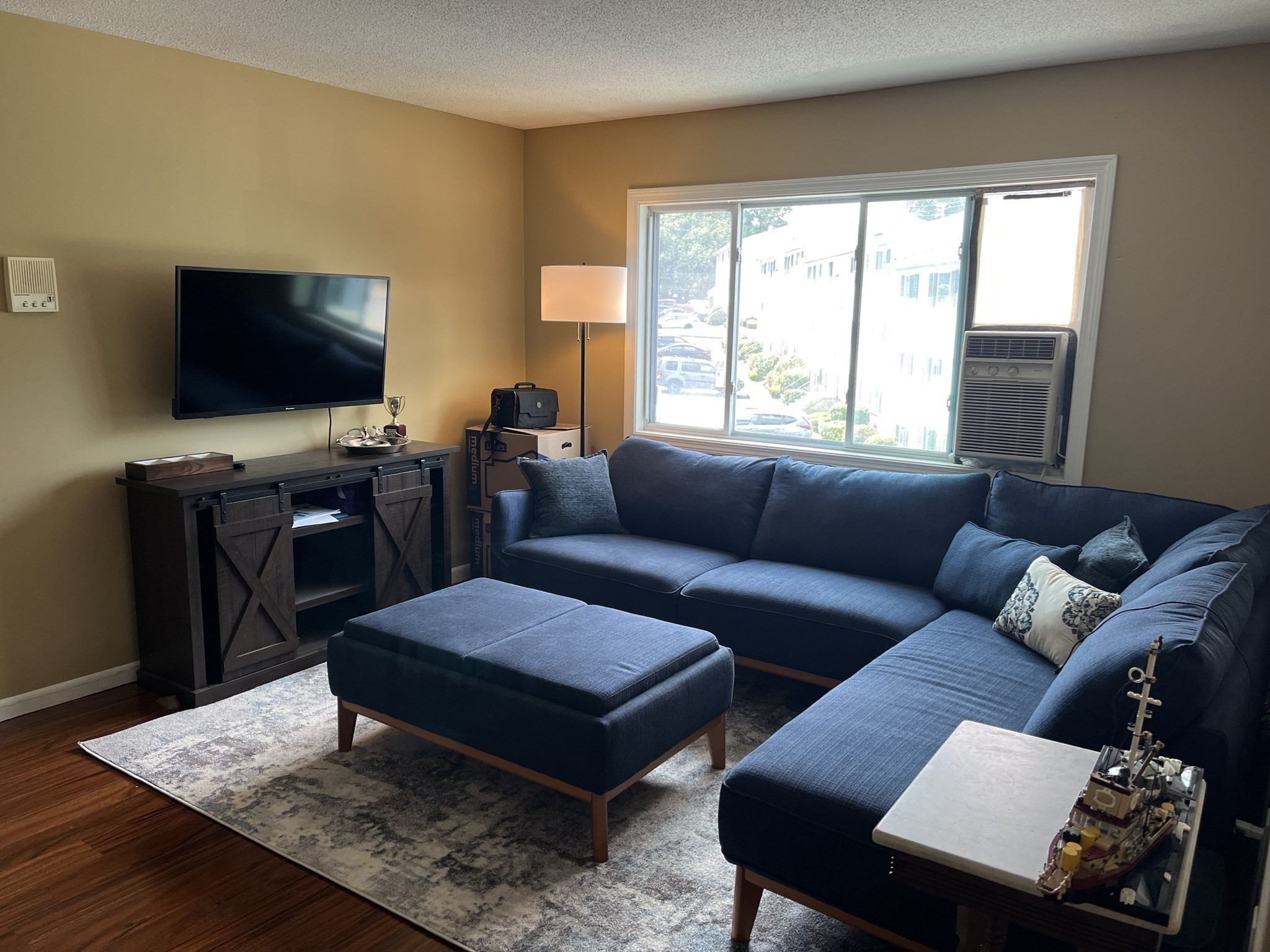 5455 N Main St, Fall River, Massachusetts 2000