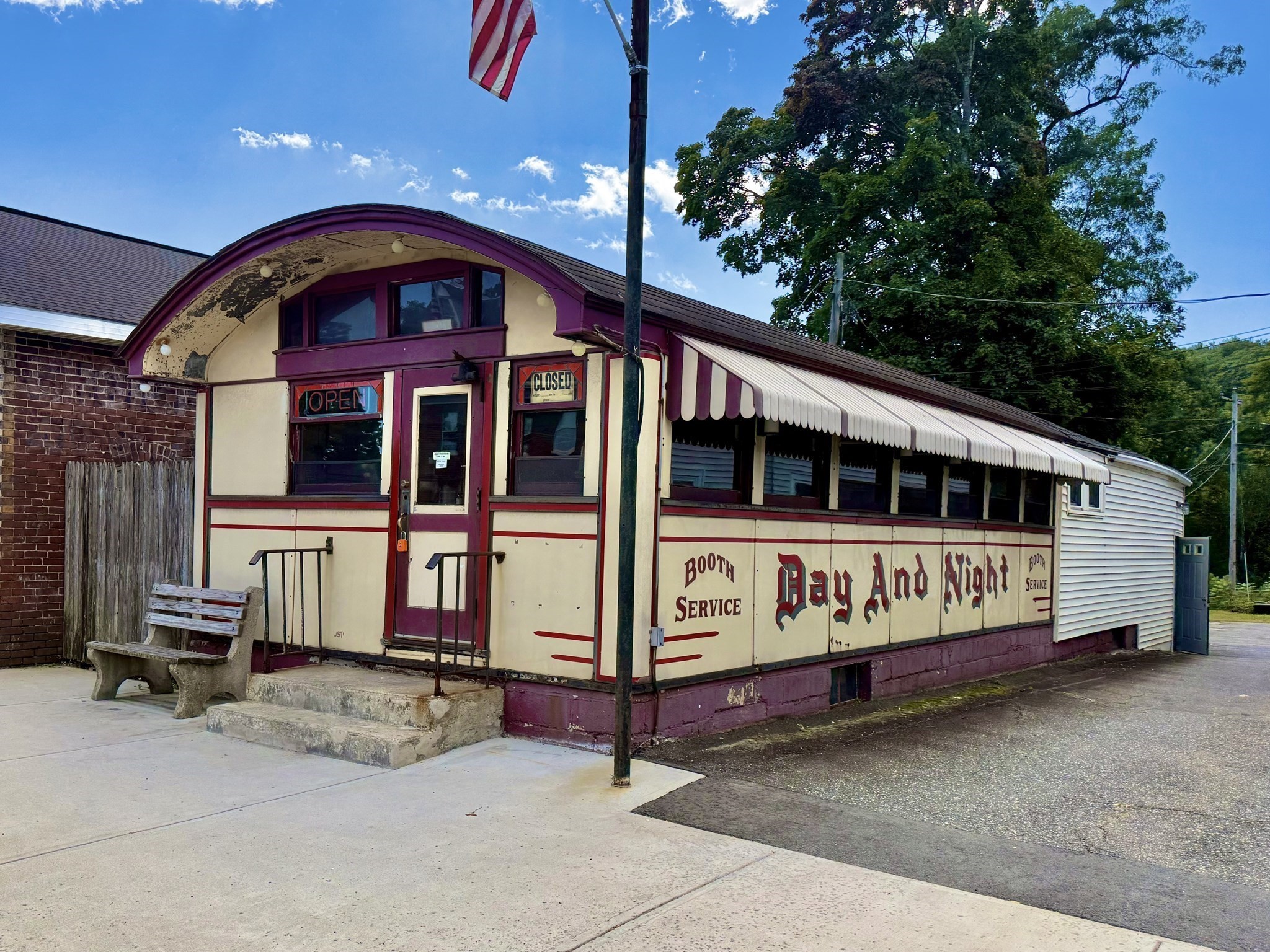 1456-1462 N Main St, Palmer, Massachusetts 01069