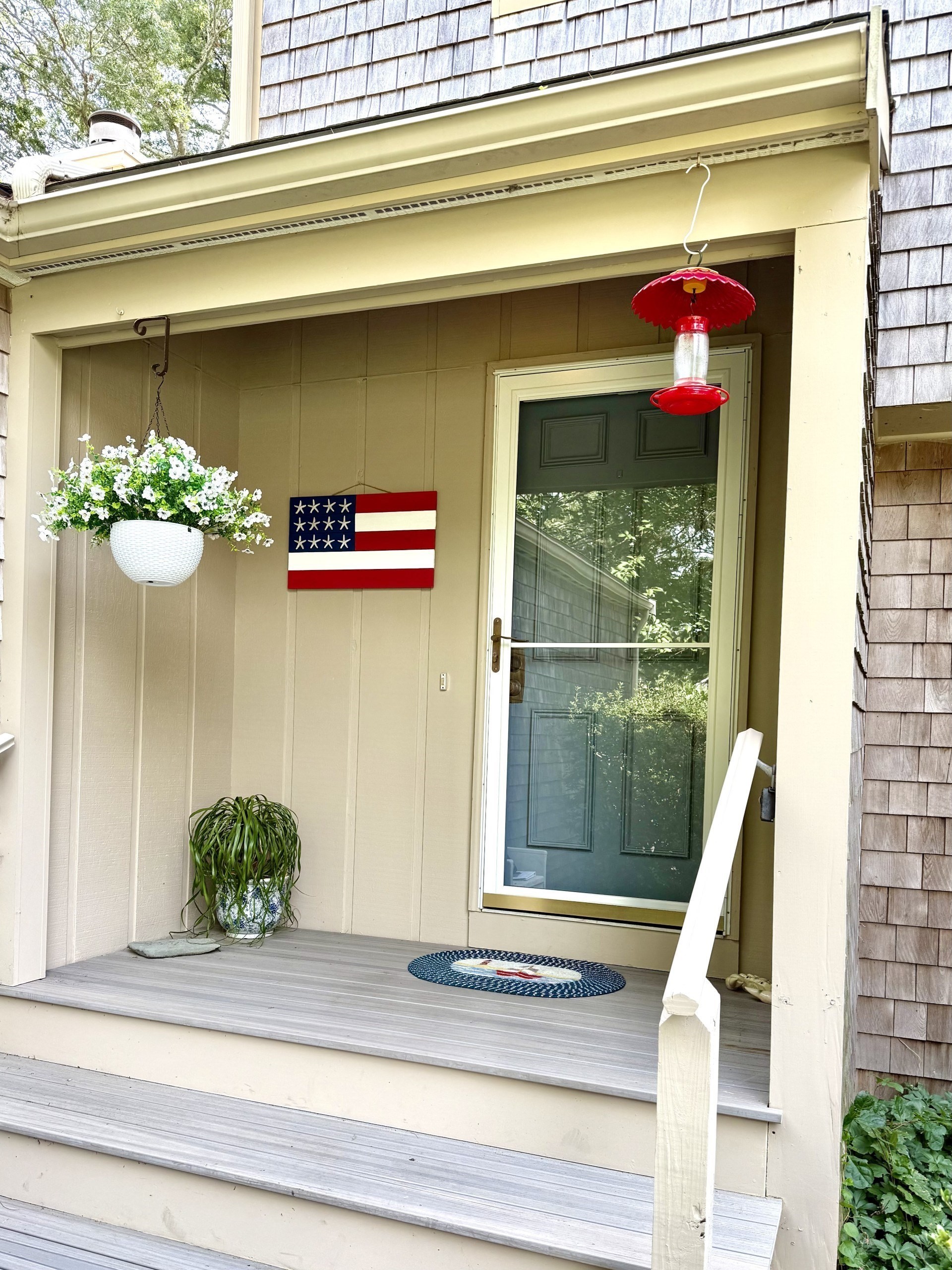 94 Forest Glade, Falmouth, Massachusetts 02536
