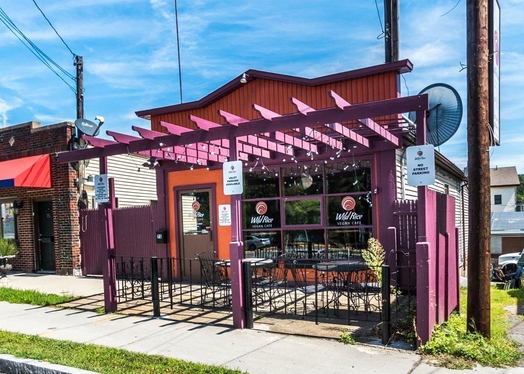 71-73 Elm St, Watertown, Massachusetts 02472