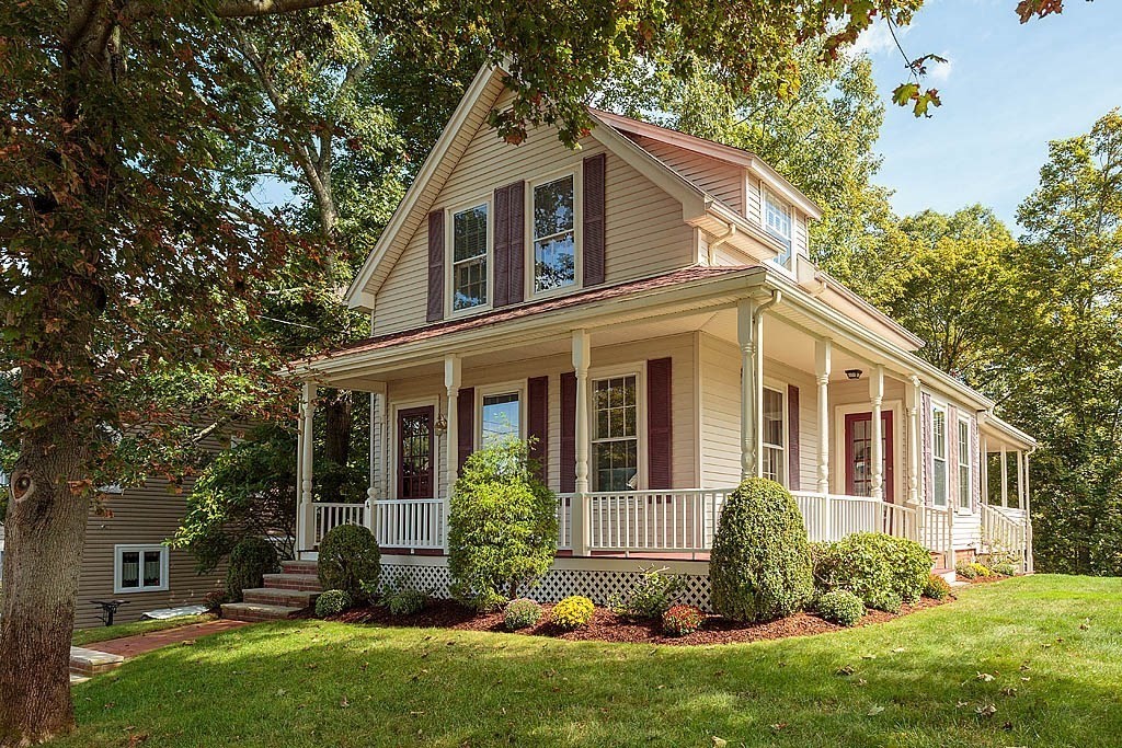 4 Highland Ave, Stoneham, Massachusetts 02180