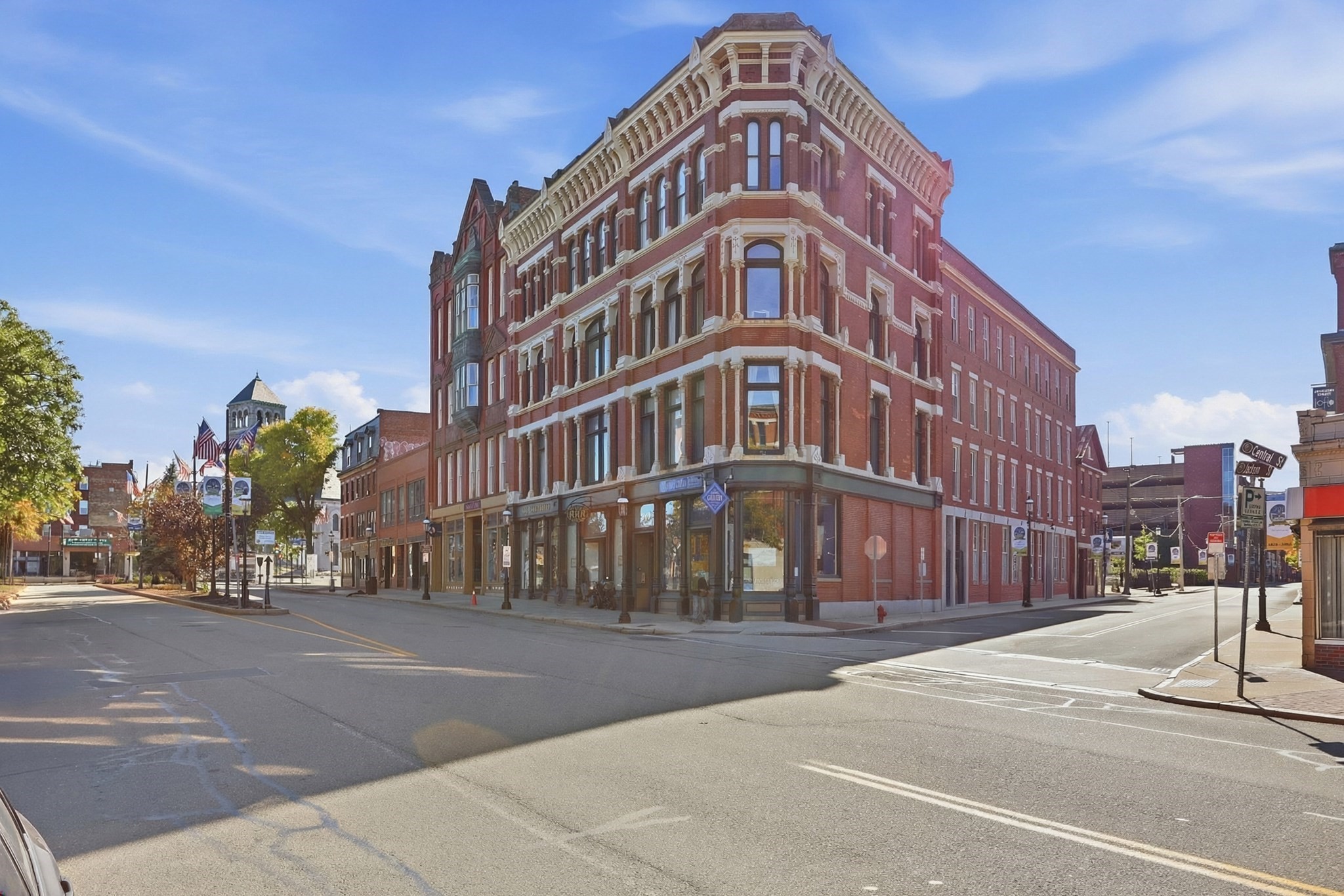 219 Central Street, Lowell, Massachusetts 01852