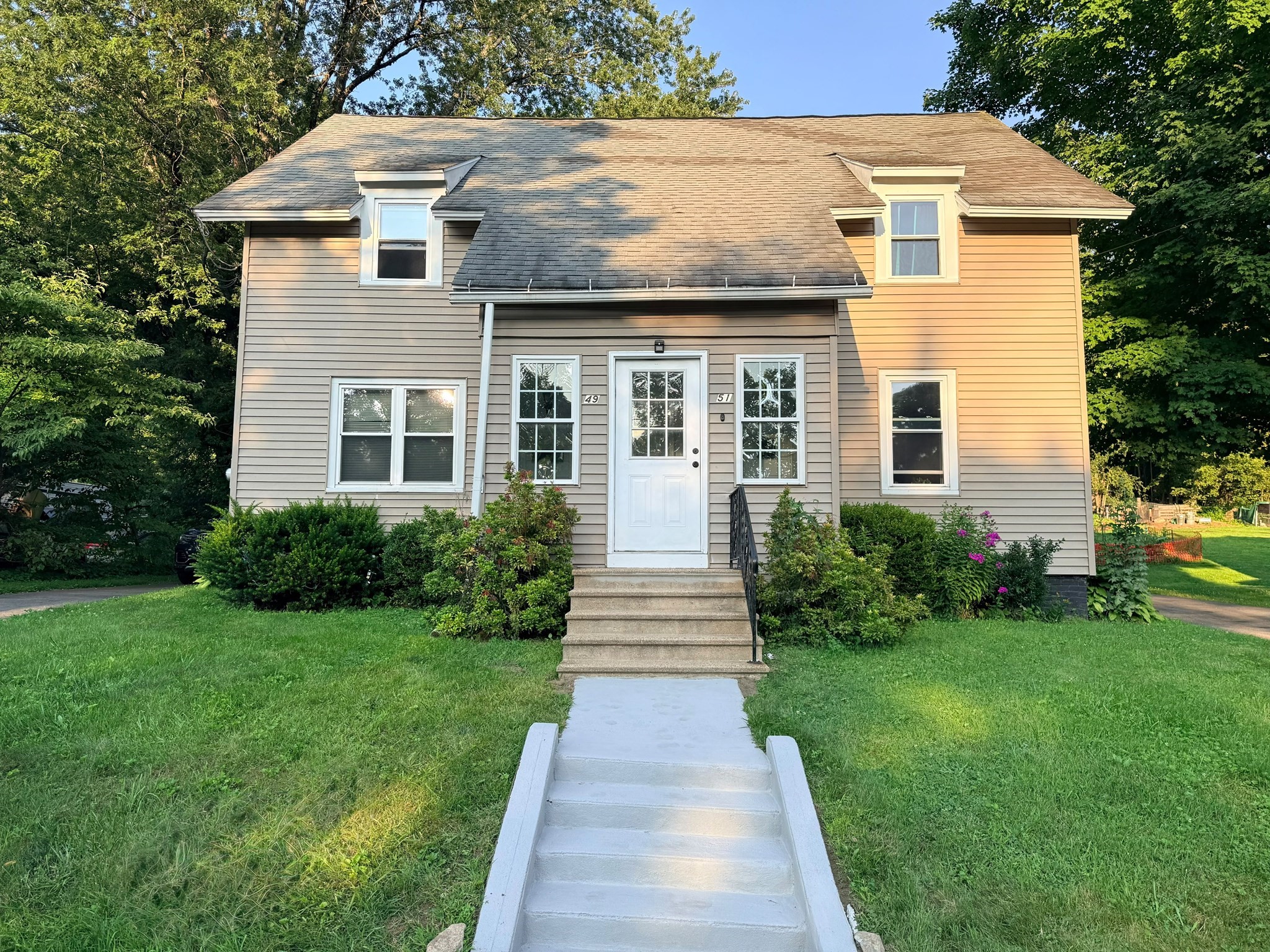 49-51 High St, Hardwick, Massachusetts 01031