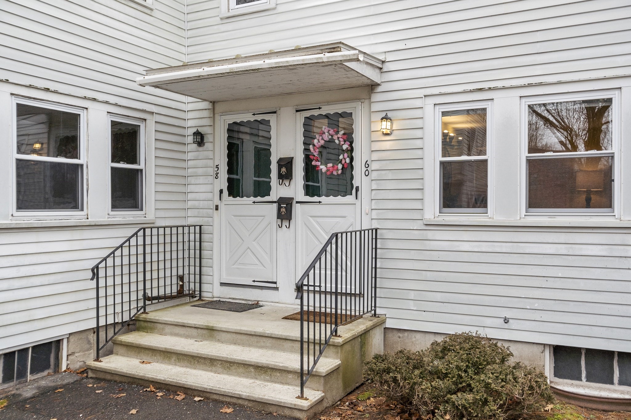 58 Spruce St, Acton, Massachusetts 01720