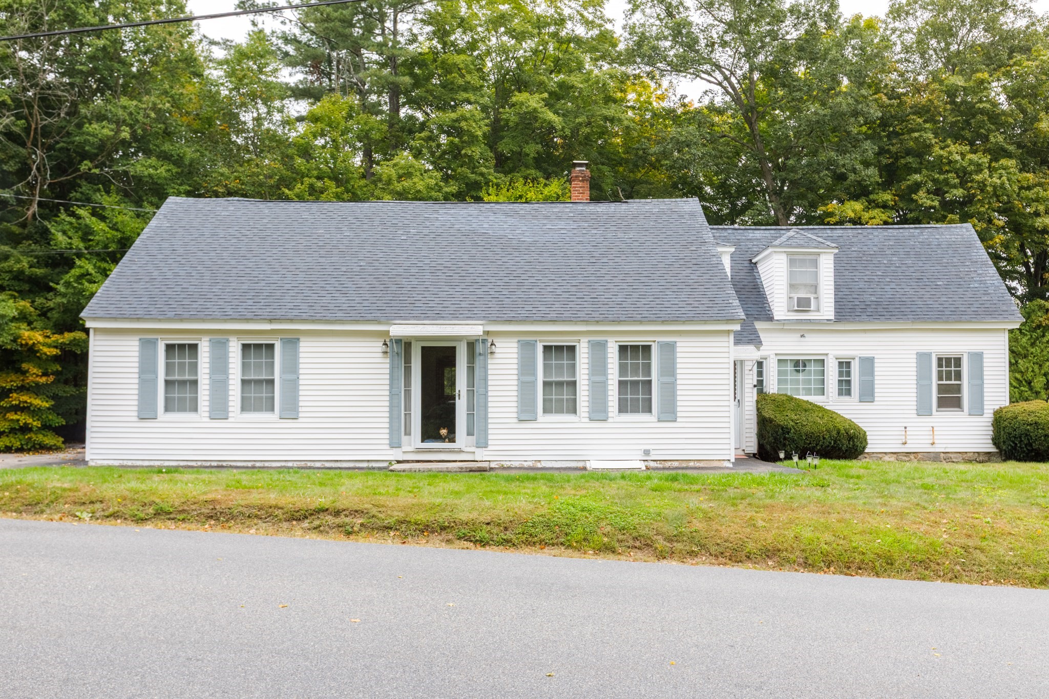 16 Brooks Pond Rd, North Brookfield, Massachusetts 2202