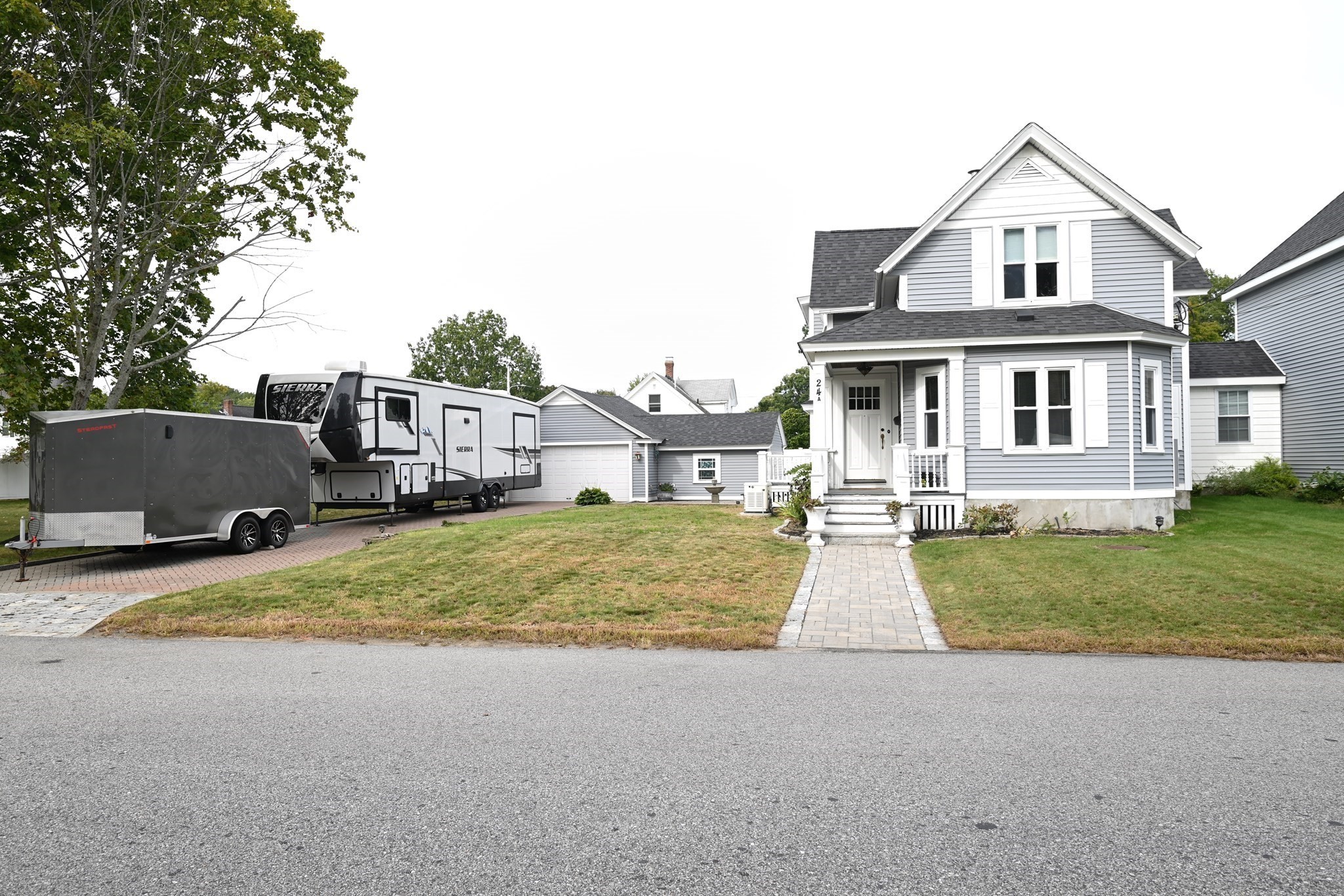 24 Brouilette St, Chelmsford, Massachusetts 2503