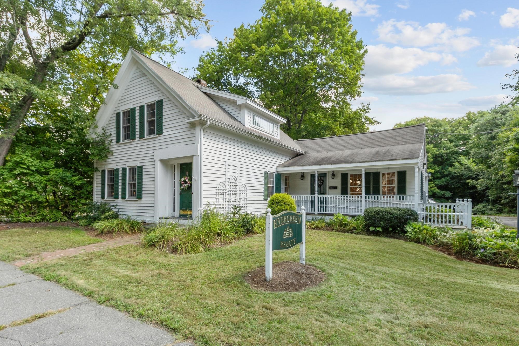 235 Worcester Road, Sterling, Massachusetts 01564