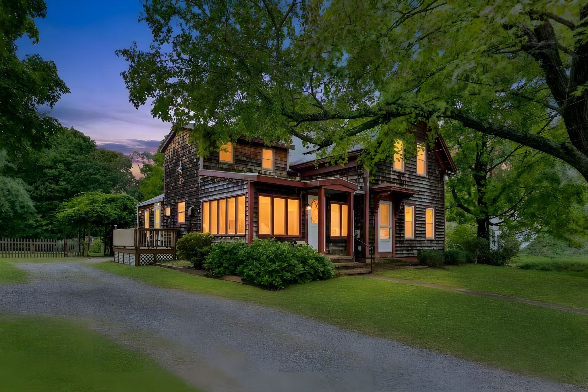 30 Cottage St, Medway, Massachusetts 1551