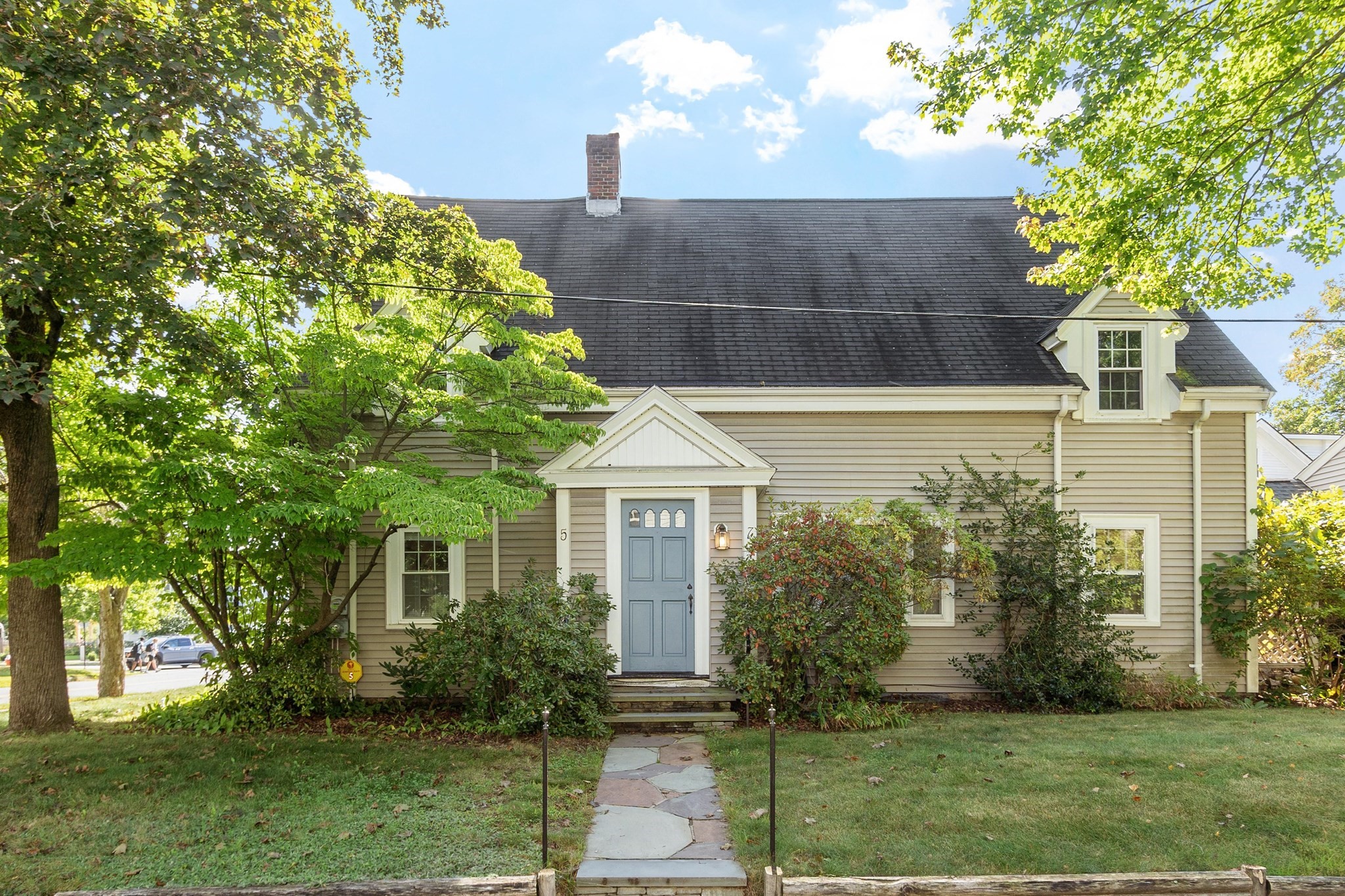 7 Thoreau Court, Concord, Massachusetts 01742