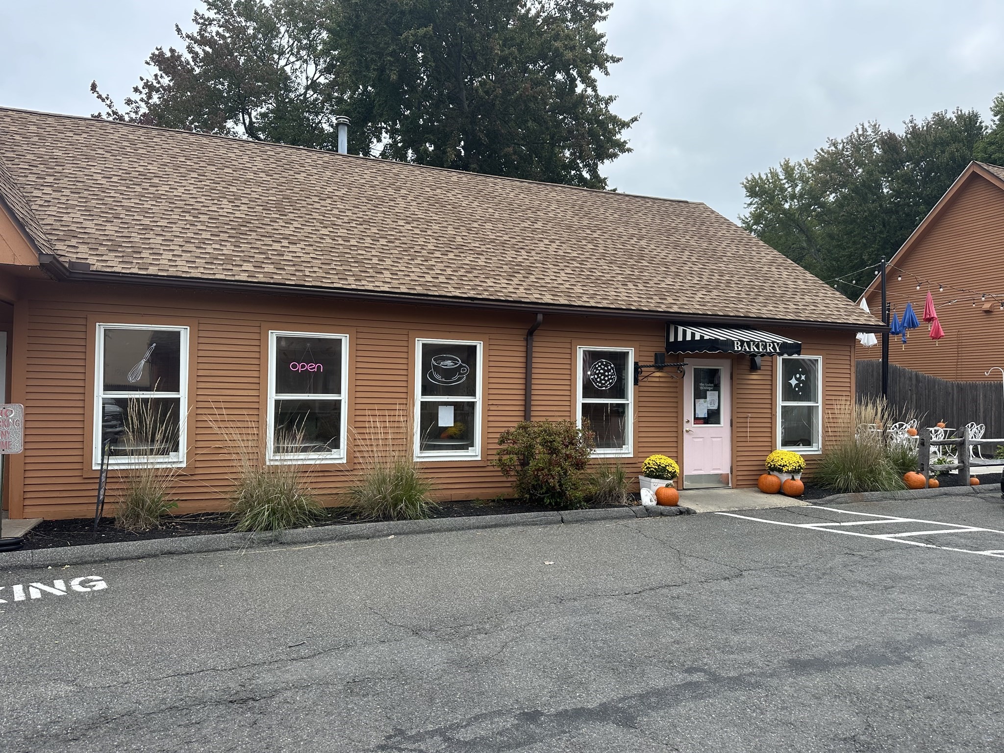 33 Harkness Ave, East Longmeadow, Massachusetts 01028