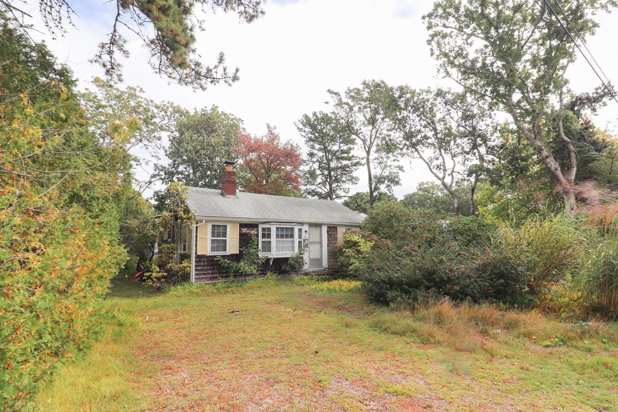64 Sunset Ln, Dennis, Massachusetts 2738