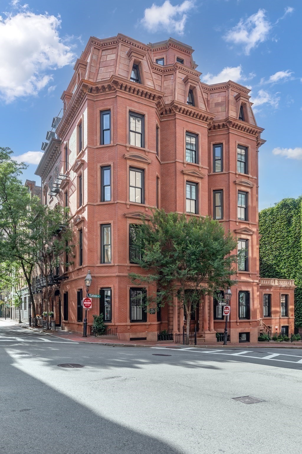 57 Hancock St, Boston, Massachusetts 4102
