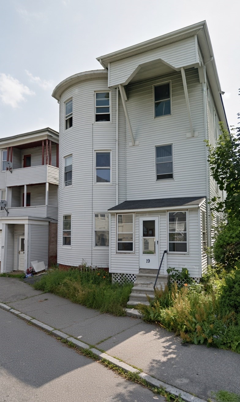 19 Perry Ave, Worcester, Massachusetts 2387