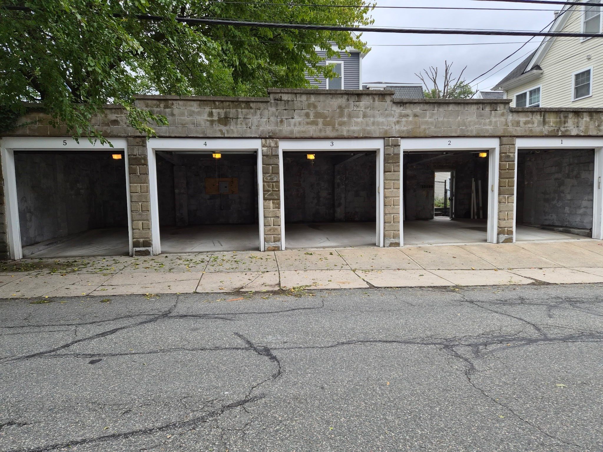 29 Cherokee St, Bolton, Massachusetts 02120