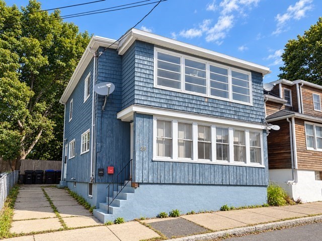 25 Home St, Beverly, Massachusetts 4405