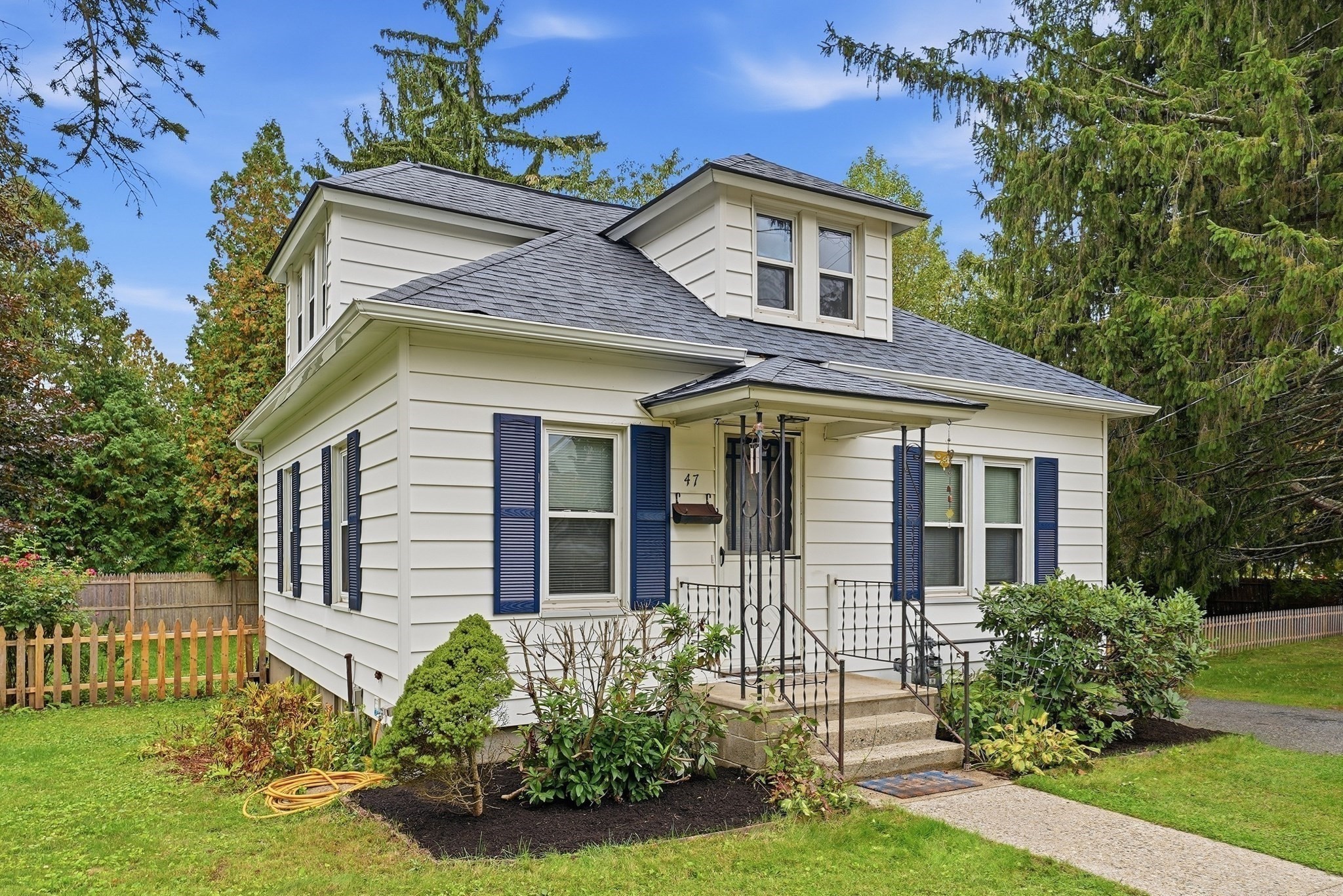 47 Shearer St, Palmer, Massachusetts 1421
