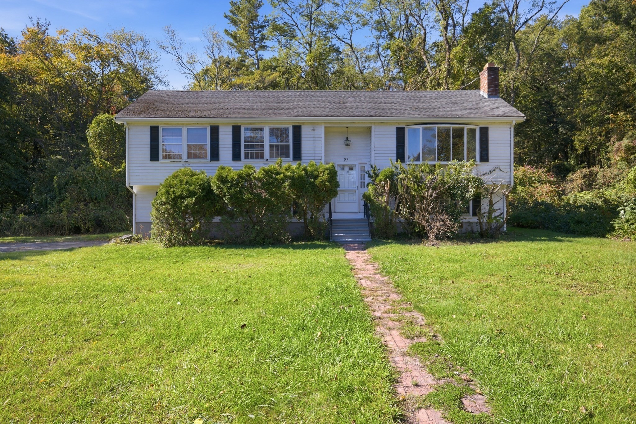 21 Woodpark Circle, Lexington, Massachusetts 02421