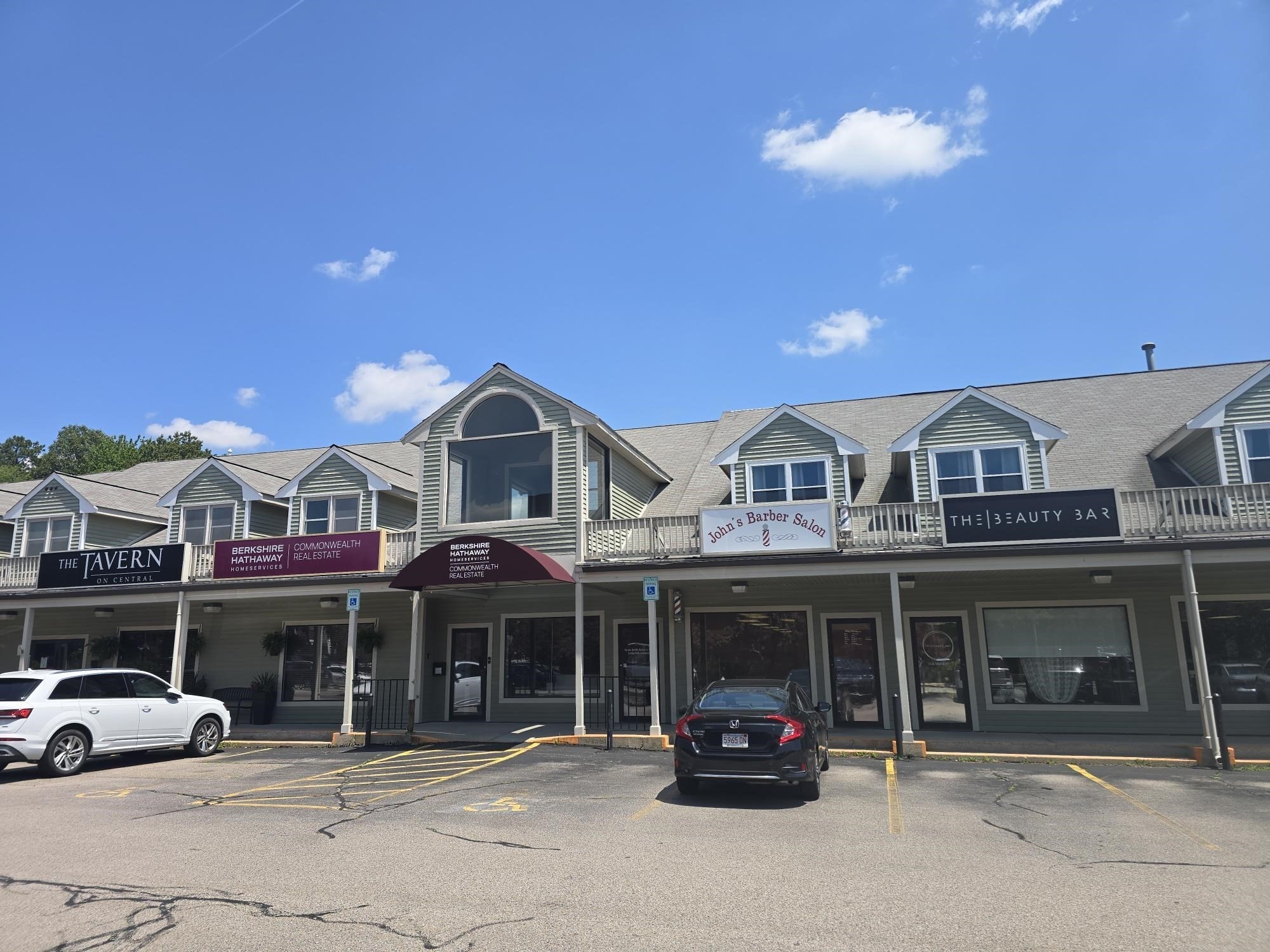 391 E Central St, Franklin, Massachusetts 1350