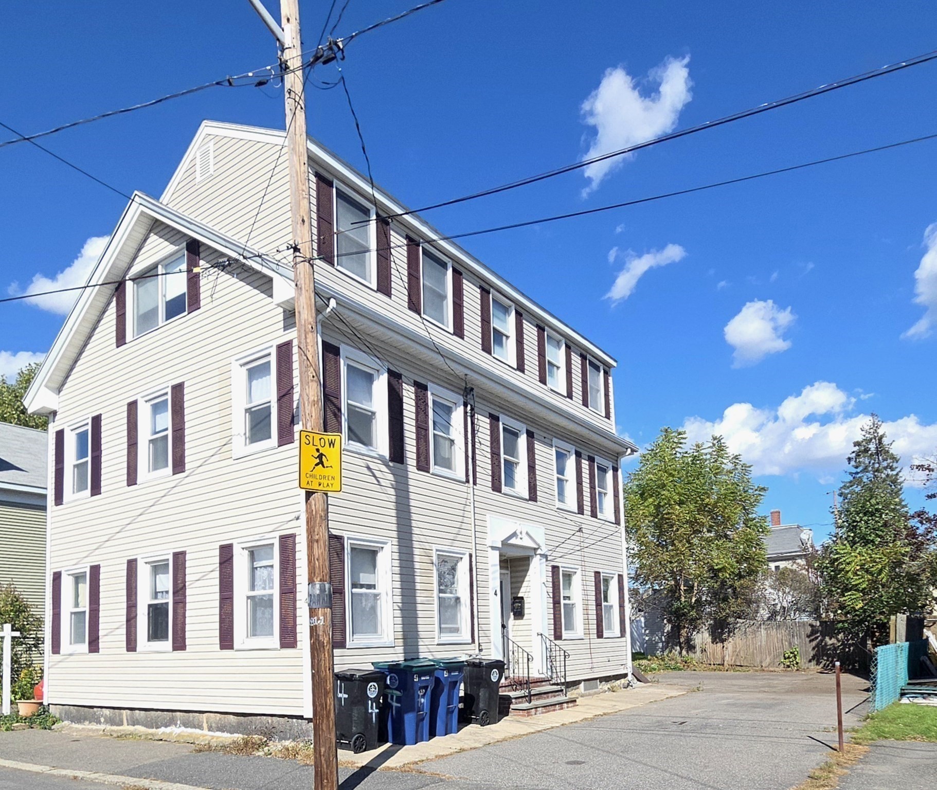 4 Upham St, Salem, Massachusetts 2517