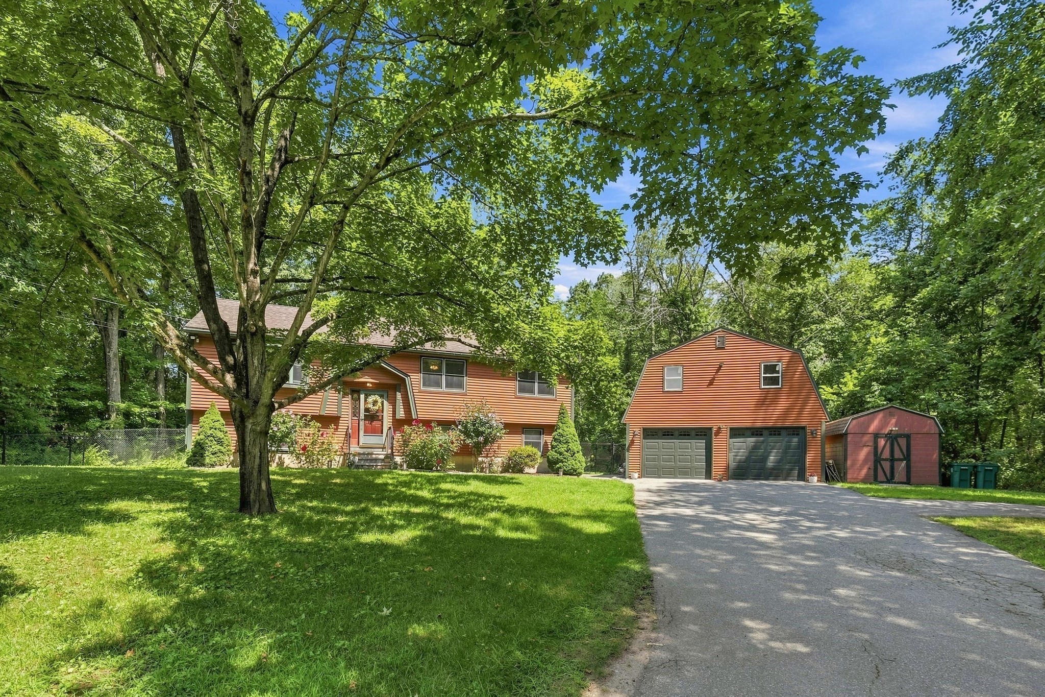 37 Bart, Billerica, Massachusetts 01862
