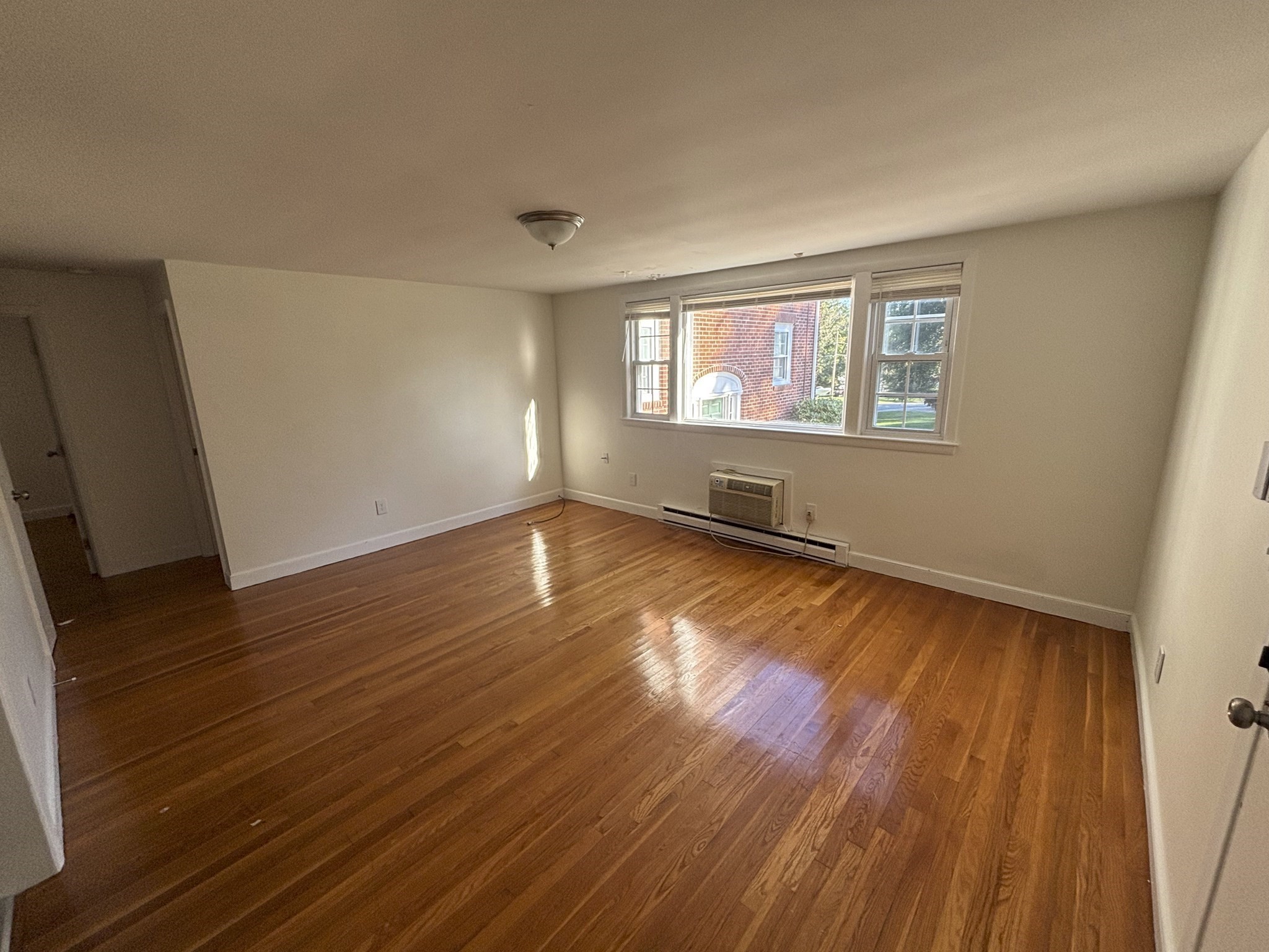 15 Park Ave, Foxboro, Massachusetts 02035
