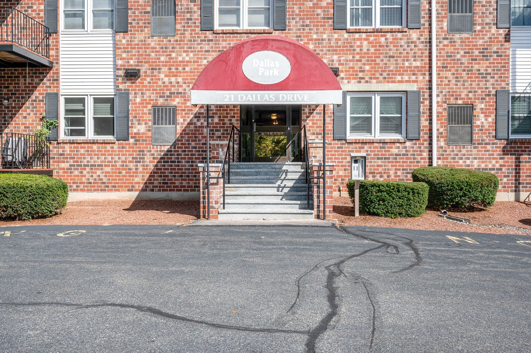 21 Dallas Dr, Dracut, Massachusetts 3259