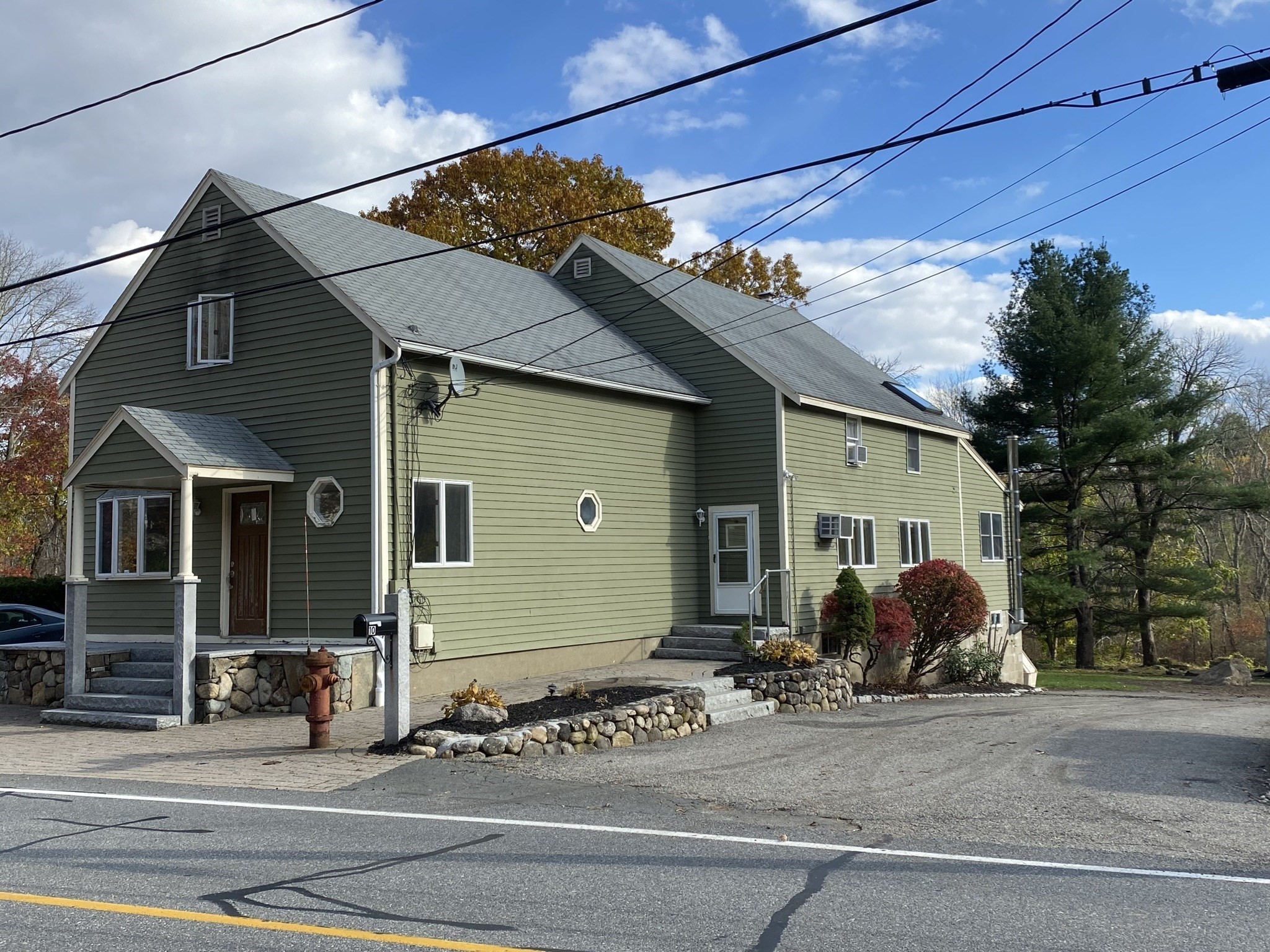 10 Marblehead St, North Reading, Massachusetts 01864