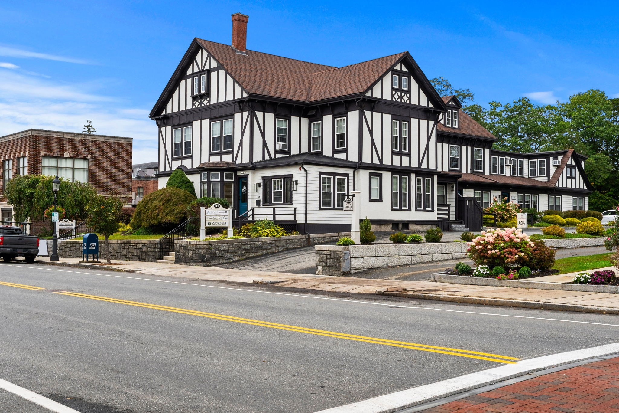 76 Main St, Andover, Massachusetts 3835