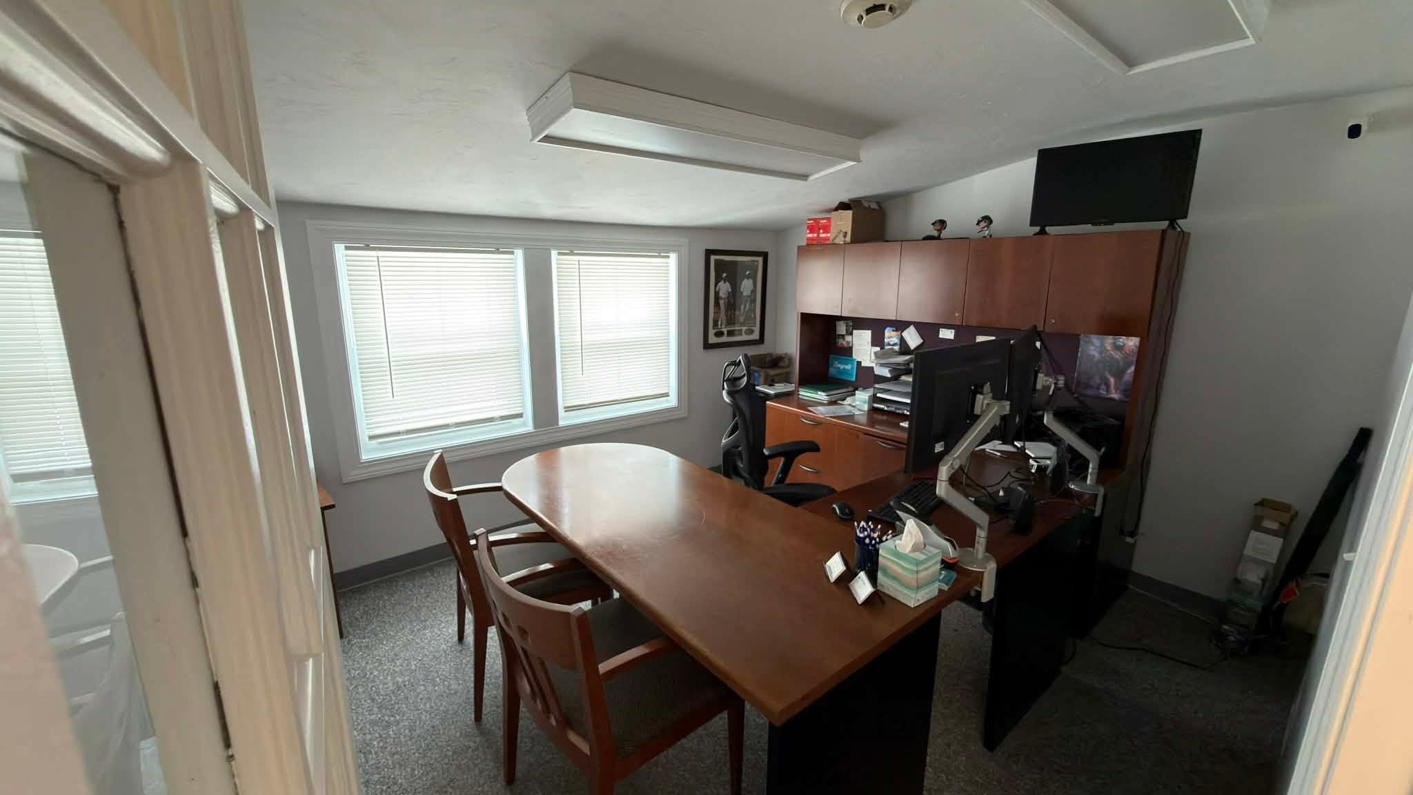 1565 Lakeview Avenue, Dracut, Massachusetts 01826