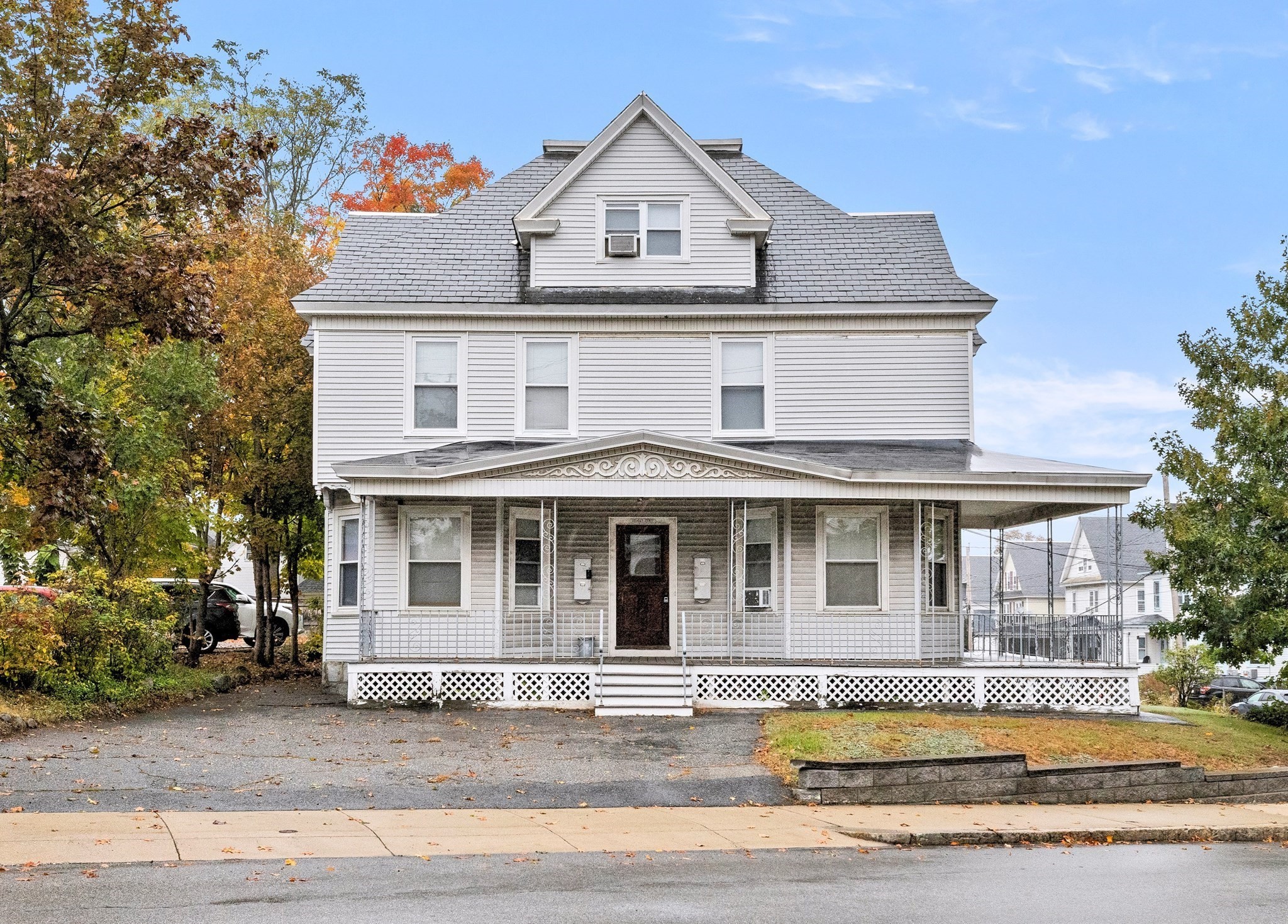 221-223 Pine St., Lowell, Massachusetts 01851
