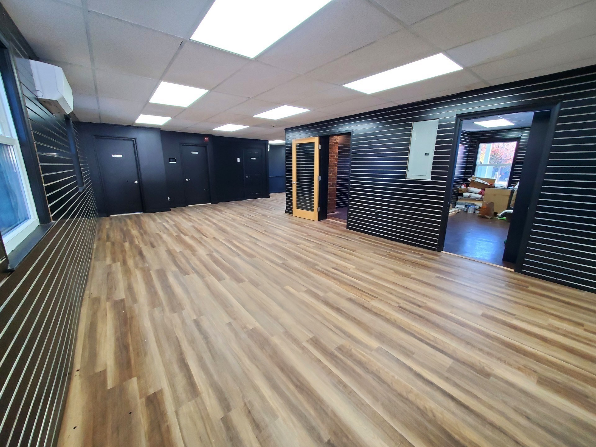 16 Central Sq, Bridgewater, Massachusetts 02324