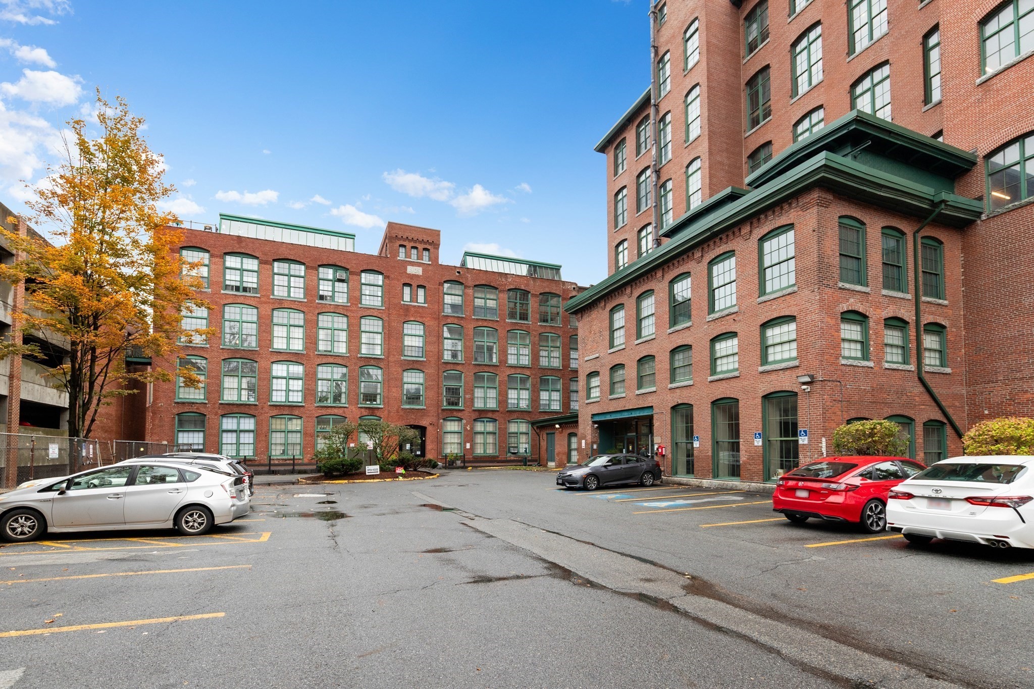 200 Market Street, Lowell, Massachusetts 01852