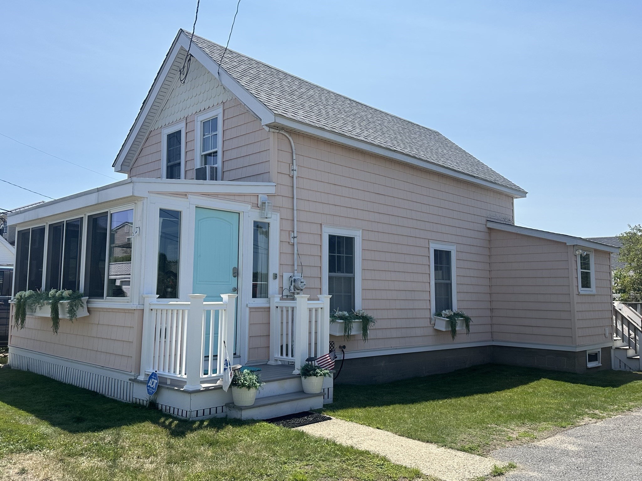 257 Northern, Newburyport, Massachusetts 01950