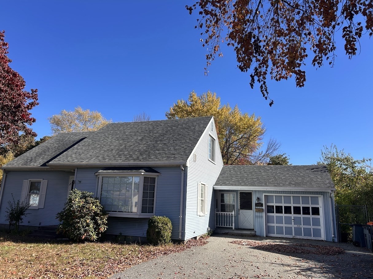 2089 Memorial Drive, South Hadley, Massachusetts 01075