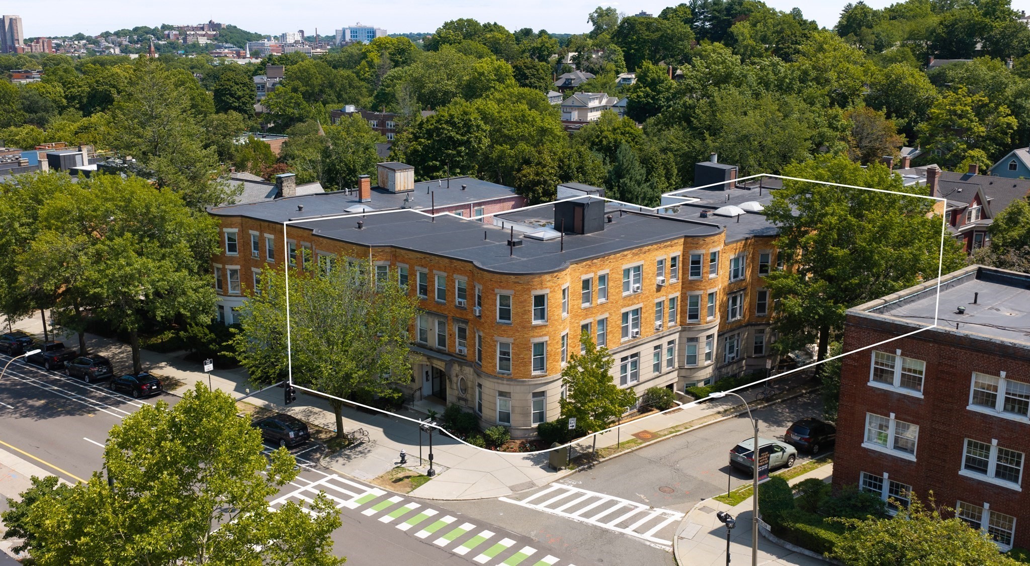 1539 Beacon Street, Brookline, Massachusetts 02446
