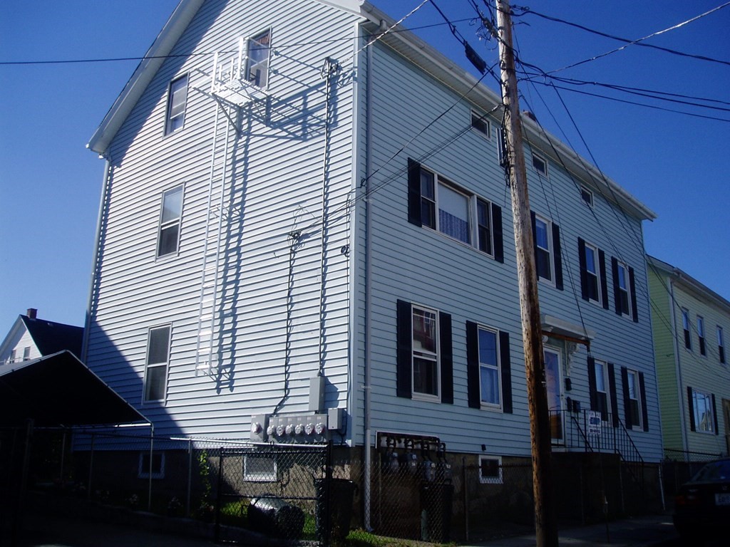 23 Brow St, Fall River, Massachusetts 02721