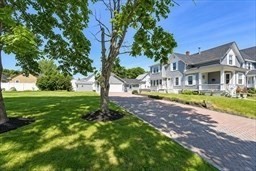 24 Brouilette St, Chelmsford, Massachusetts 2503