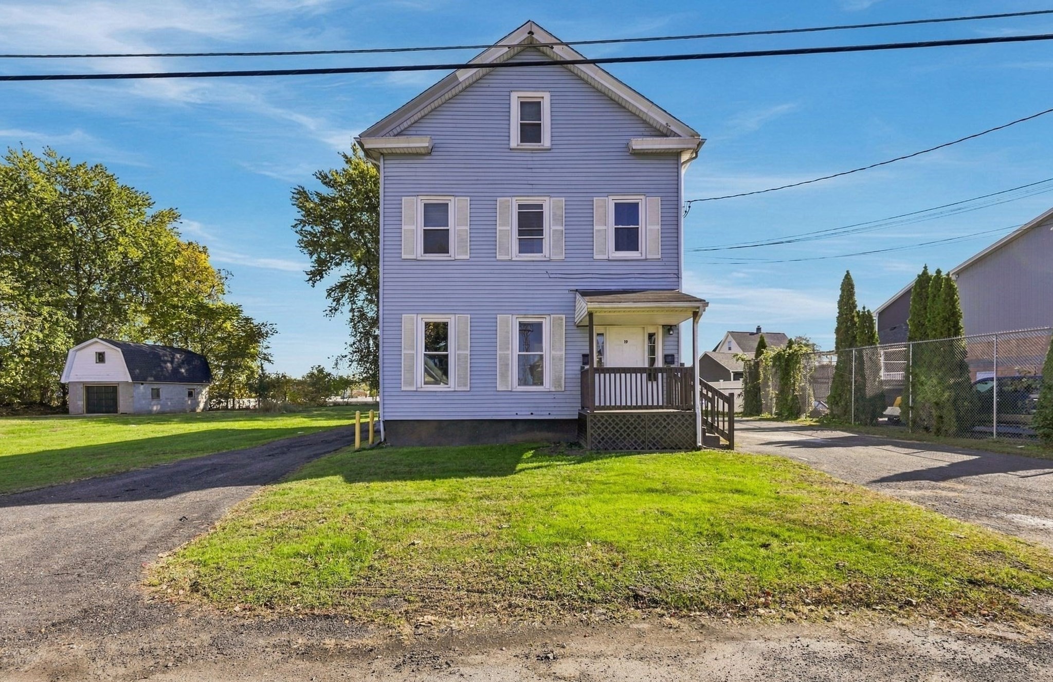 19 Lowell Ave, West Springfield, Massachusetts 01089