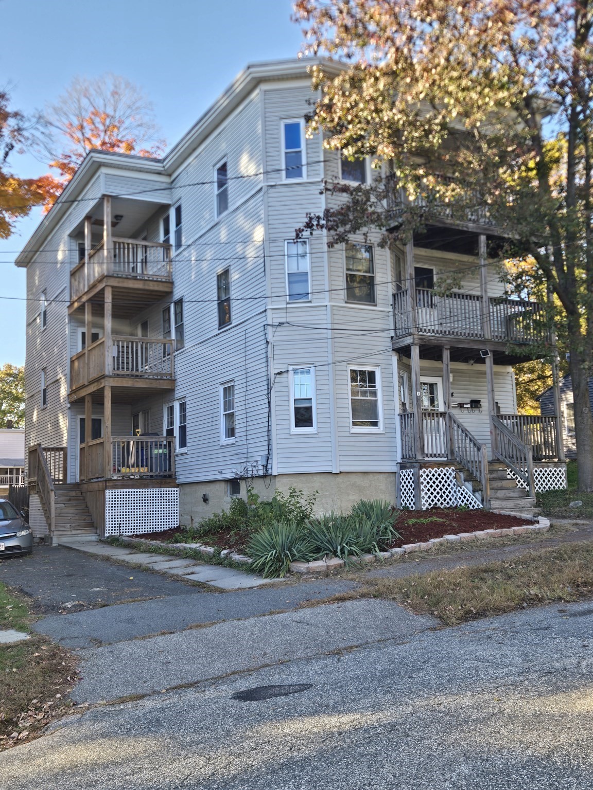 22-24 Came, Haverhill, Massachusetts 01830