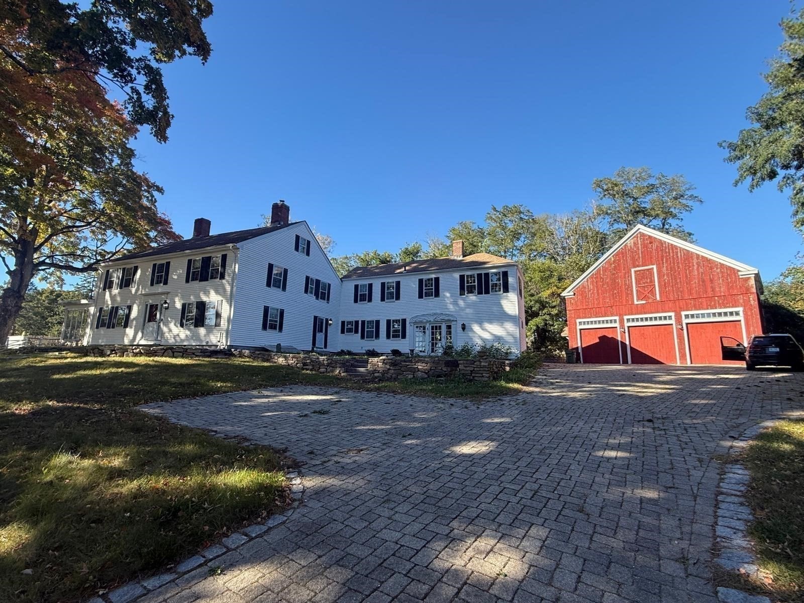9 & 9A Abigail Drive, Hudson, Massachusetts 01749
