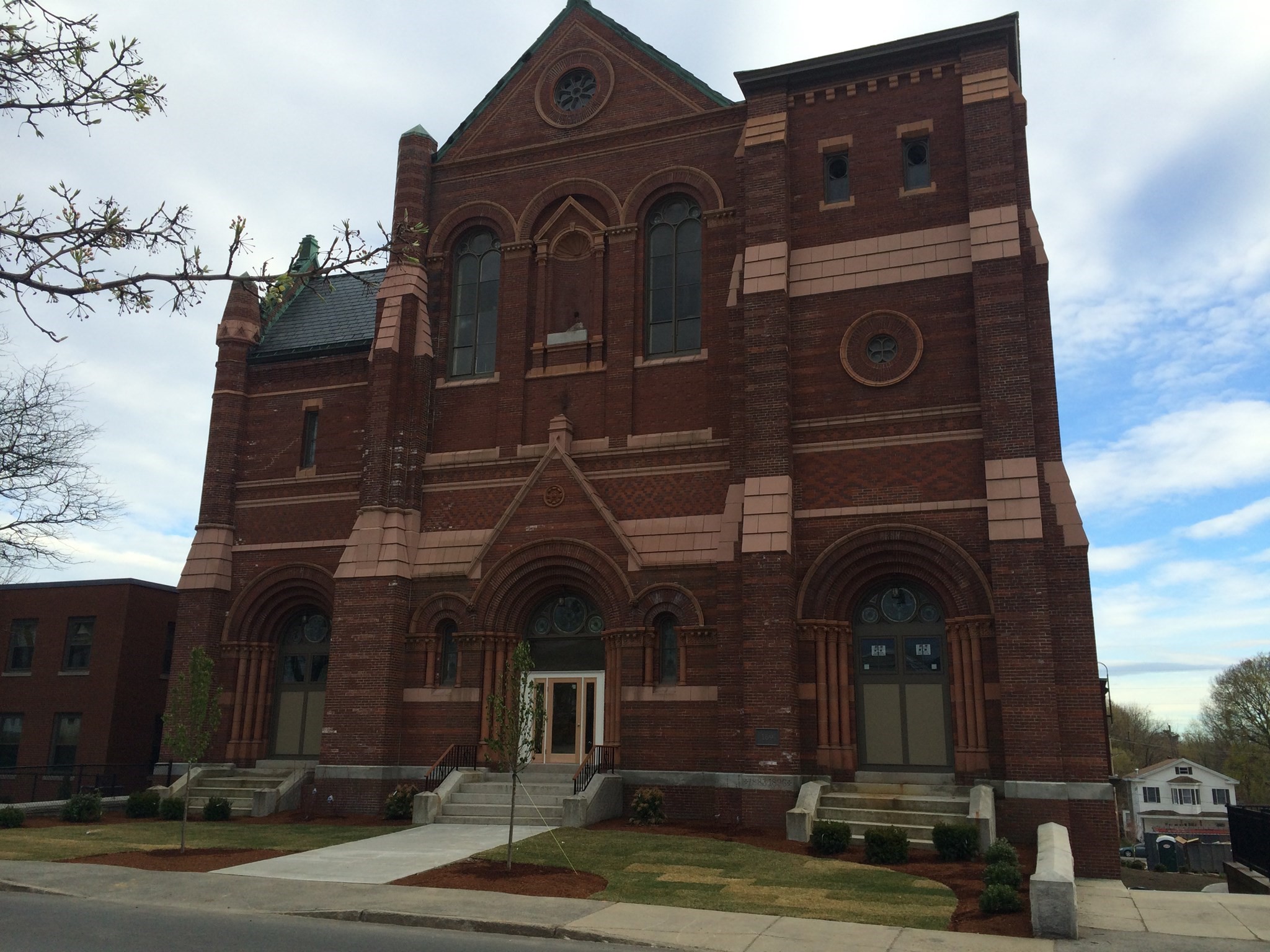 169 Moore St, Lowell, Massachusetts 01852