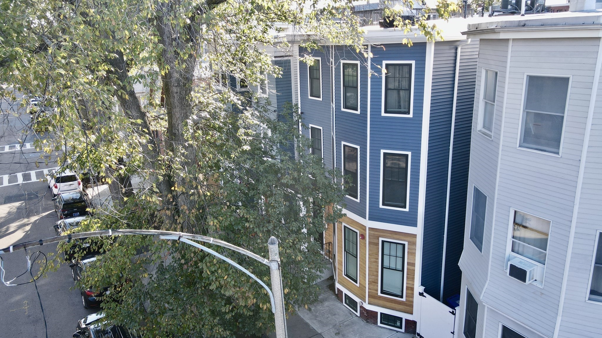 909 E Broadway, Boston, Massachusetts 02127