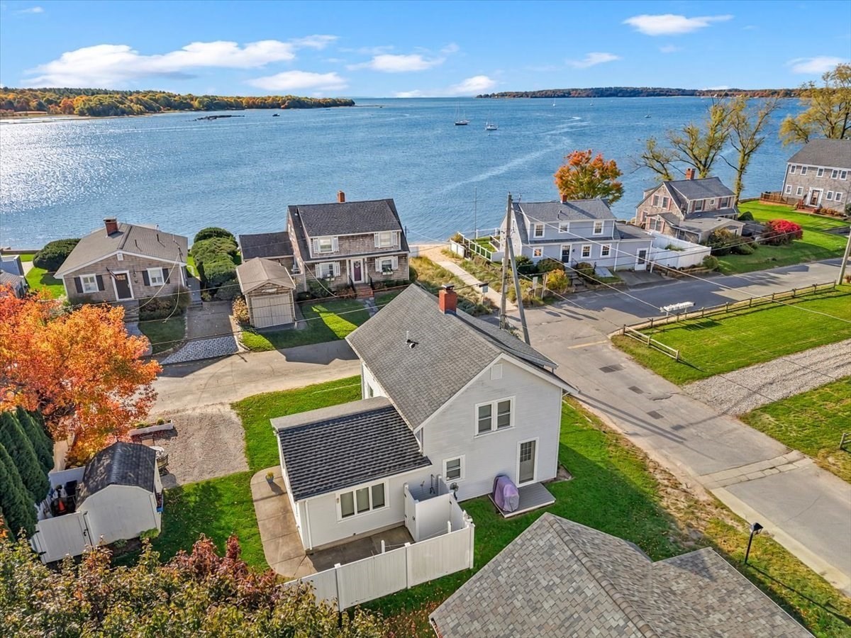 22 Worral Ave, Wareham, Massachusetts 02571