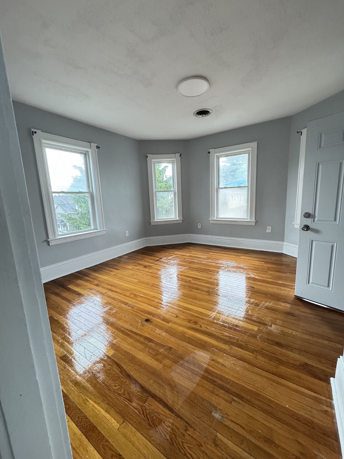 70 Vale St, Worcester, Massachusetts 01604