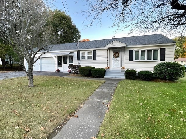 55 School St, Auburn, Massachusetts 2917