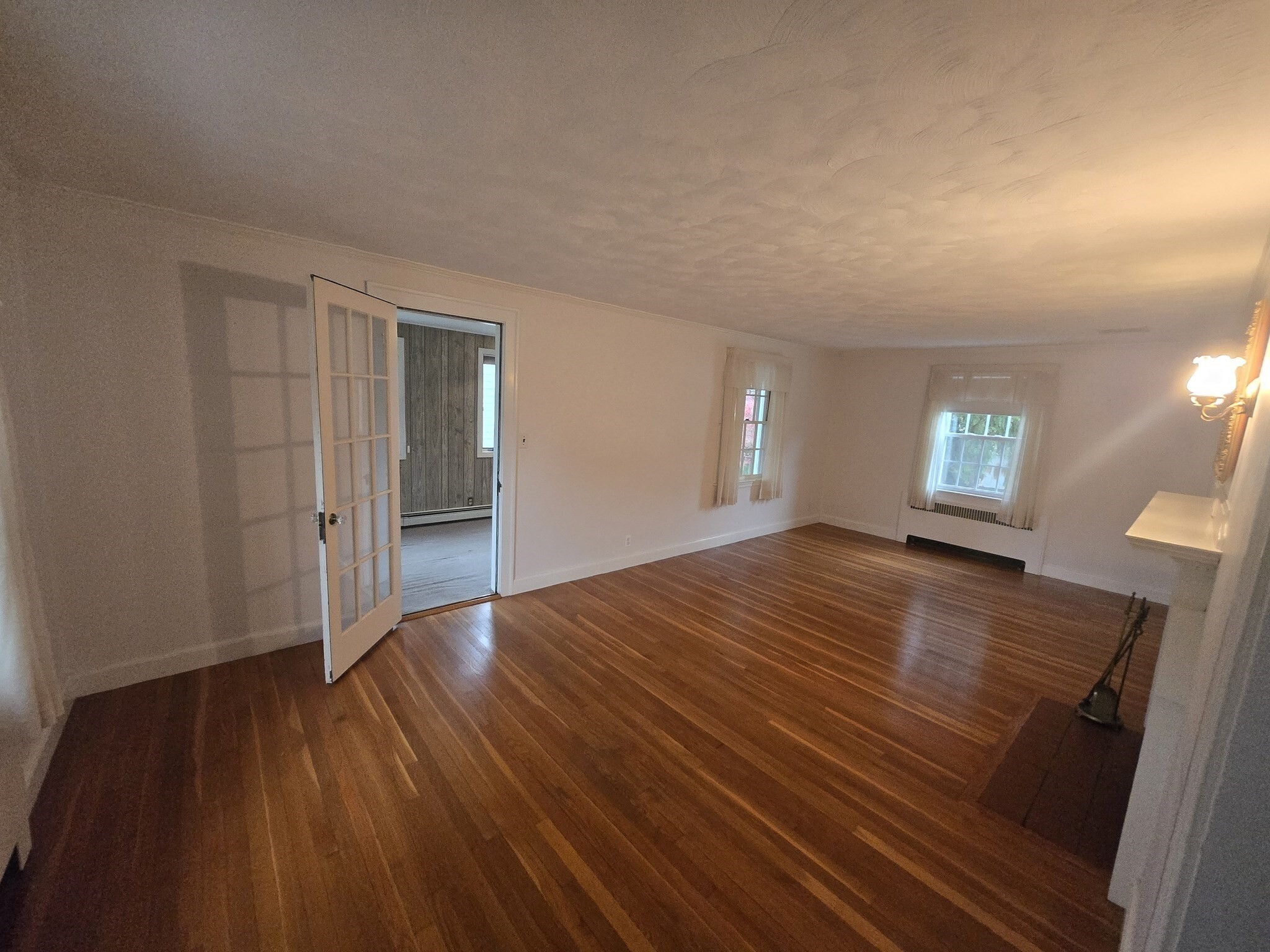 40 Fairway Dr, Newton, Massachusetts 02465
